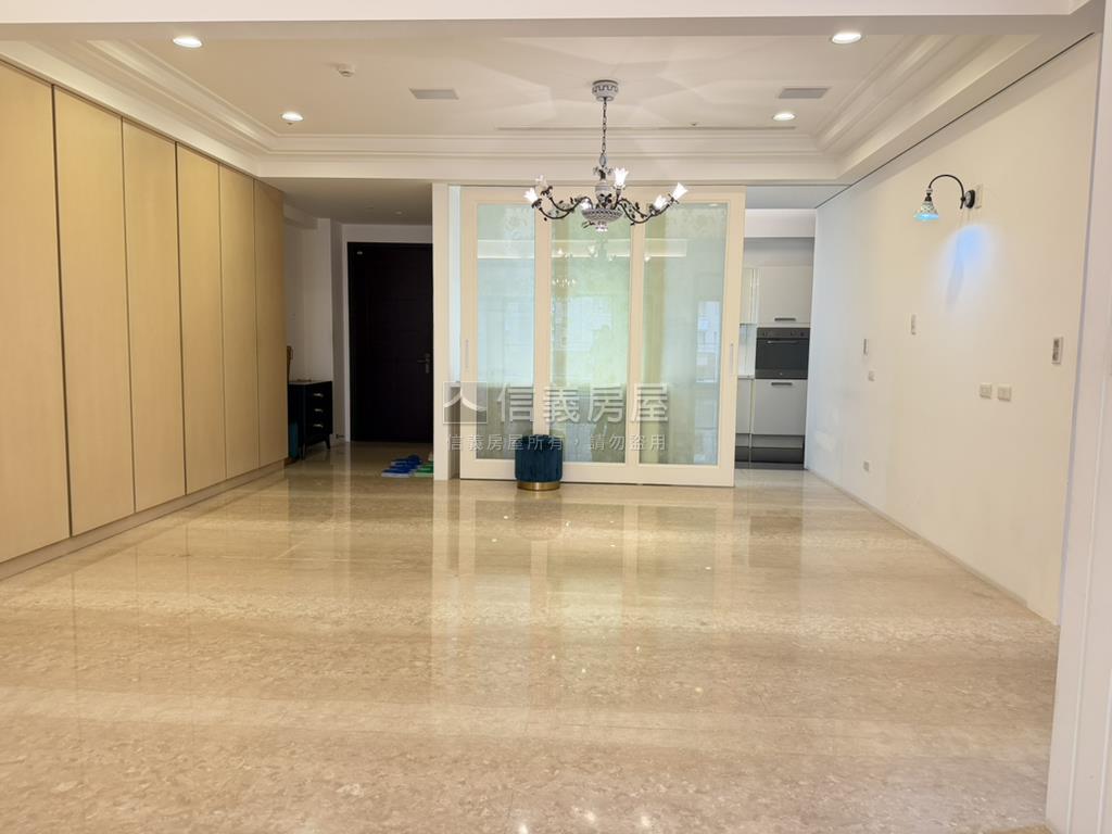 紐約之星高樓大露台美屋房屋室內格局與周邊環境