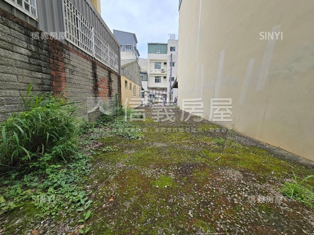 ⭐夯石岡土地長條型基地房屋室內格局與周邊環境