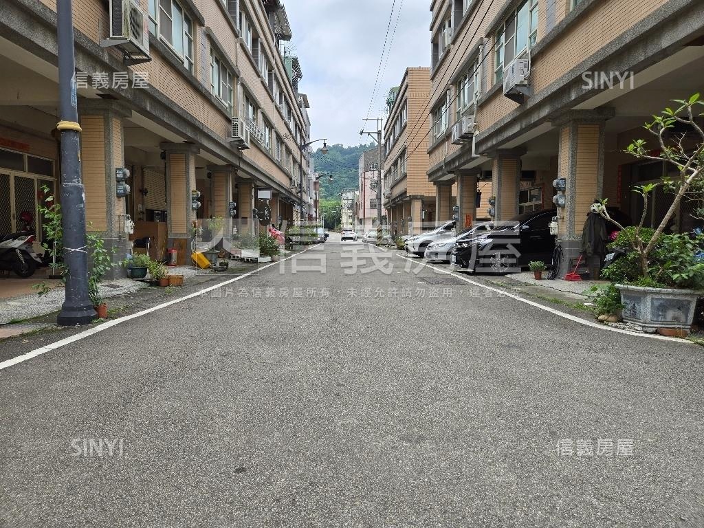 ⭐夯石岡土地長條型基地房屋室內格局與周邊環境