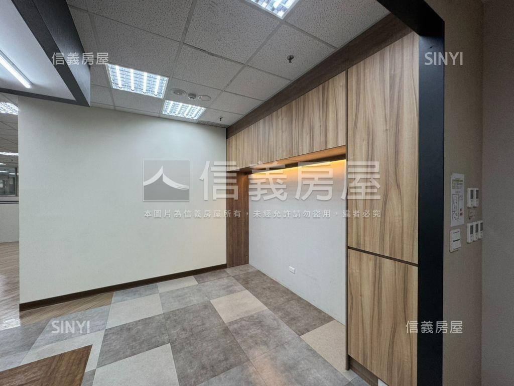 ★底特律科技廠辦★房屋室內格局與周邊環境