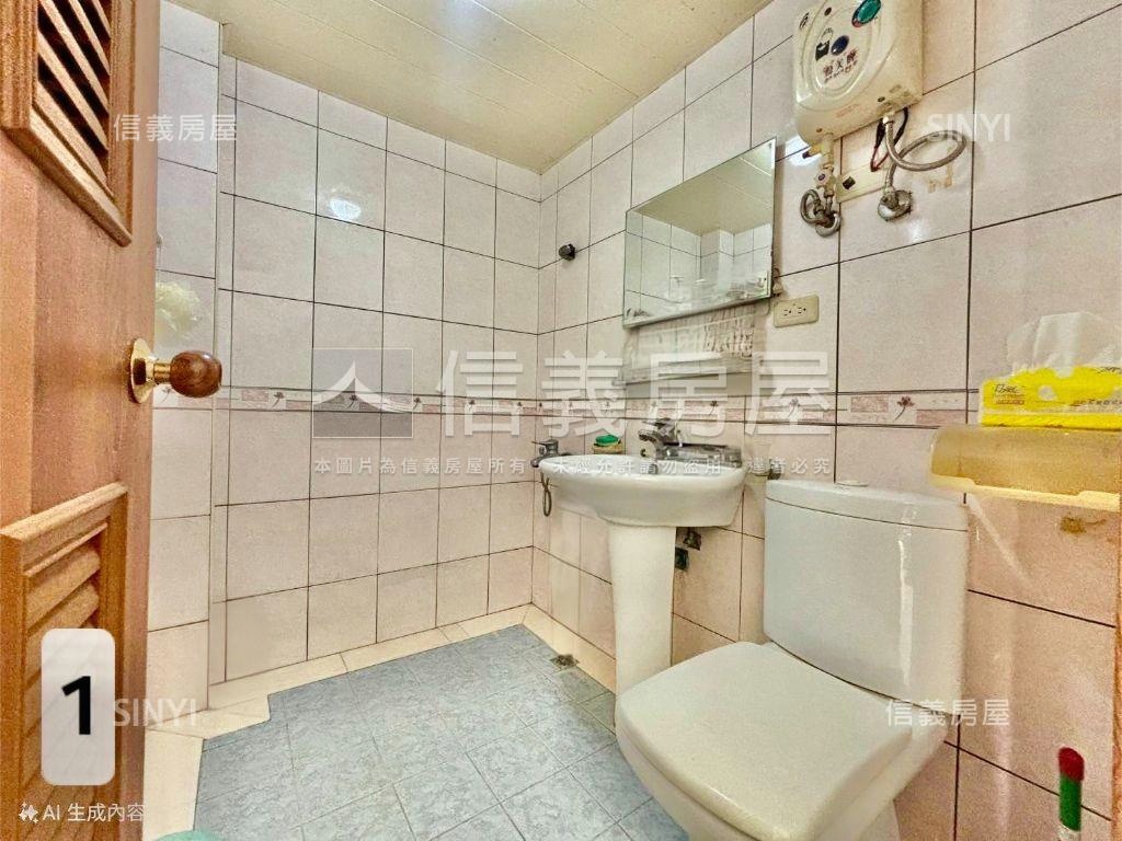 楠梓三角窗騎樓金透店房屋室內格局與周邊環境