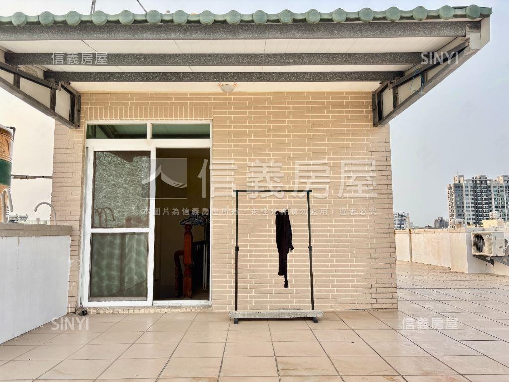 楠梓三角窗騎樓金透店房屋室內格局與周邊環境