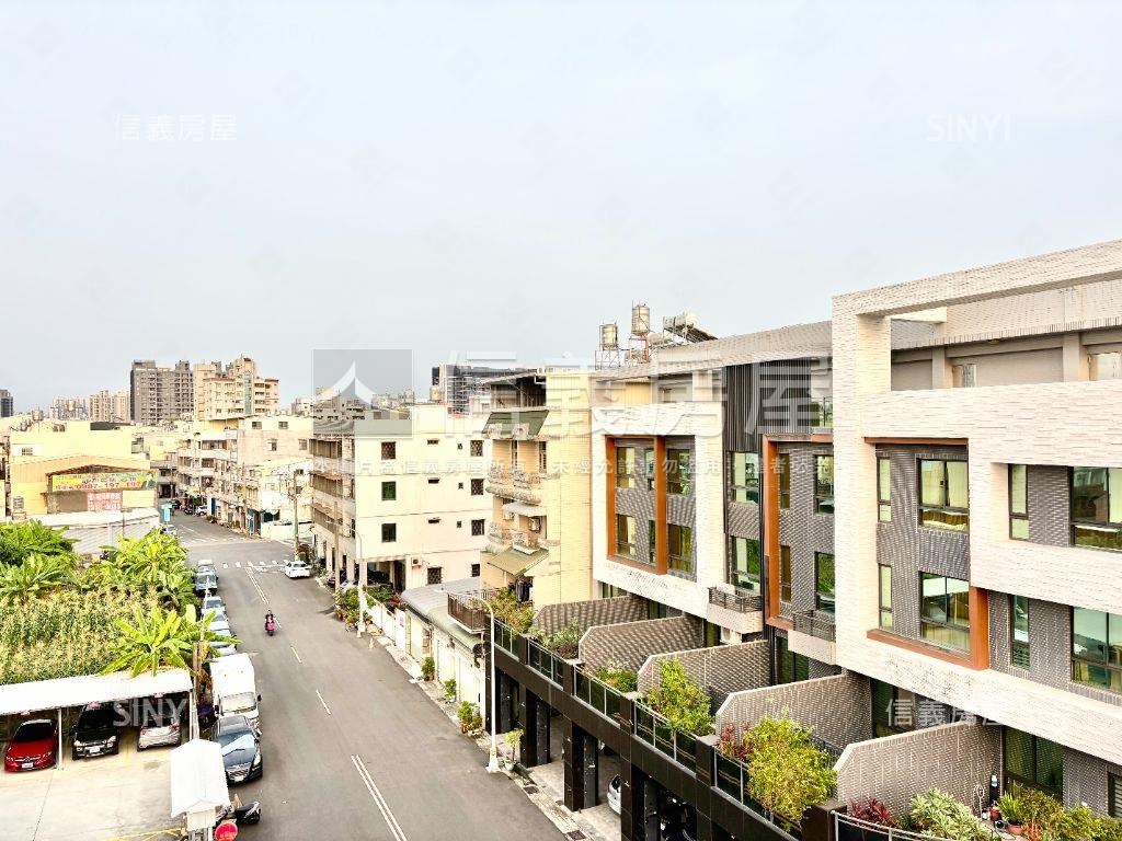 楠梓三角窗騎樓金透店房屋室內格局與周邊環境