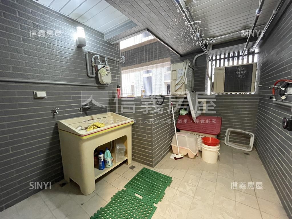近未來中國醫ＢＯＴ美四房房屋室內格局與周邊環境