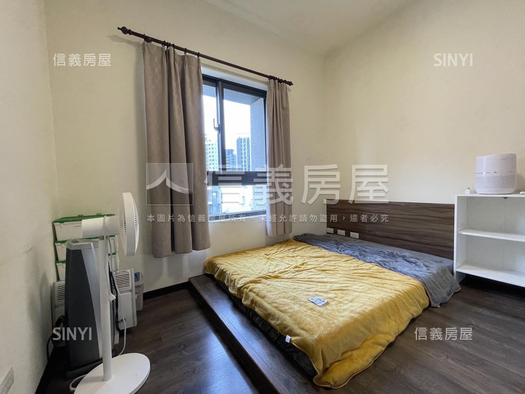 近未來中國醫ＢＯＴ美四房房屋室內格局與周邊環境