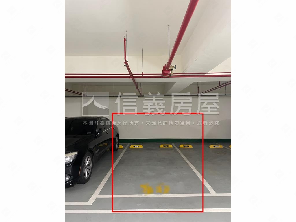 近未來中國醫ＢＯＴ美四房房屋室內格局與周邊環境
