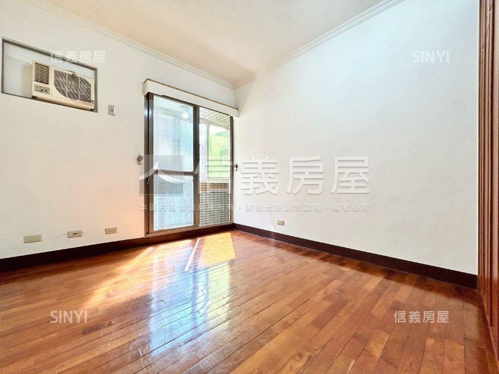 單坪免２６萬電梯大三房房屋室內格局與周邊環境