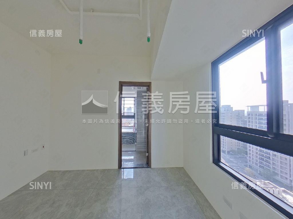 時代溫莎現隔二房平面車位房屋室內格局與周邊環境