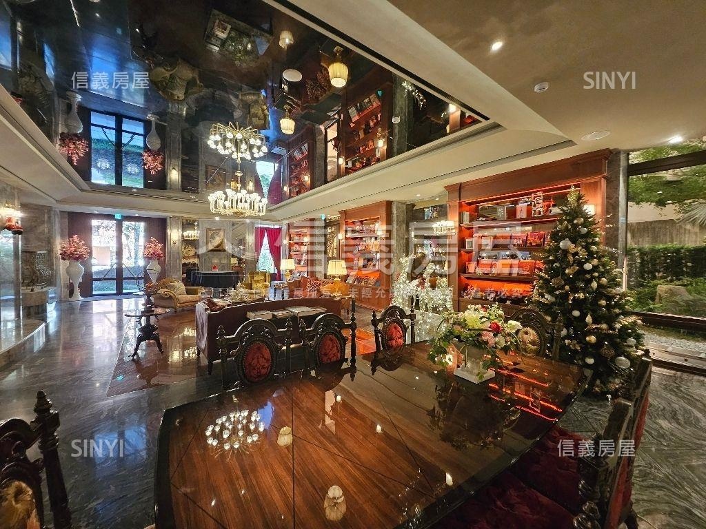 時代溫莎現隔二房平面車位房屋室內格局與周邊環境