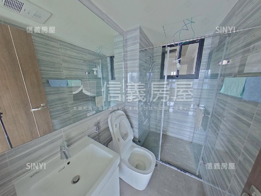 時代溫莎現隔二房平面車位房屋室內格局與周邊環境