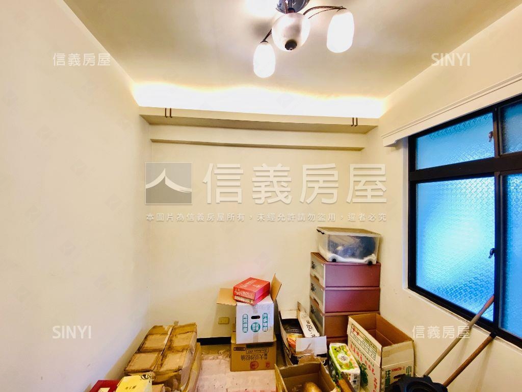 內湖捷運－綠景首購三房房屋室內格局與周邊環境