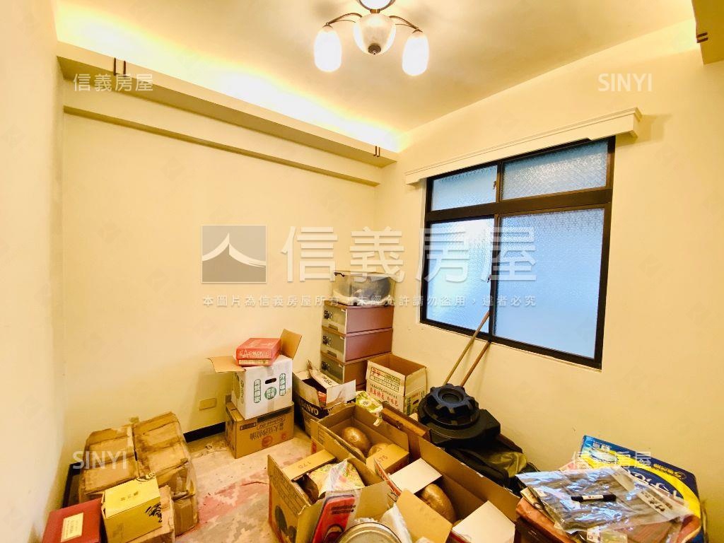 內湖捷運－綠景首購三房房屋室內格局與周邊環境