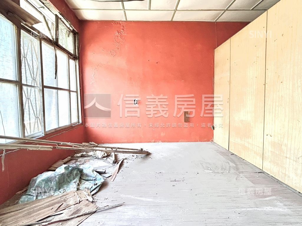 美村路一段便宜透天房屋室內格局與周邊環境