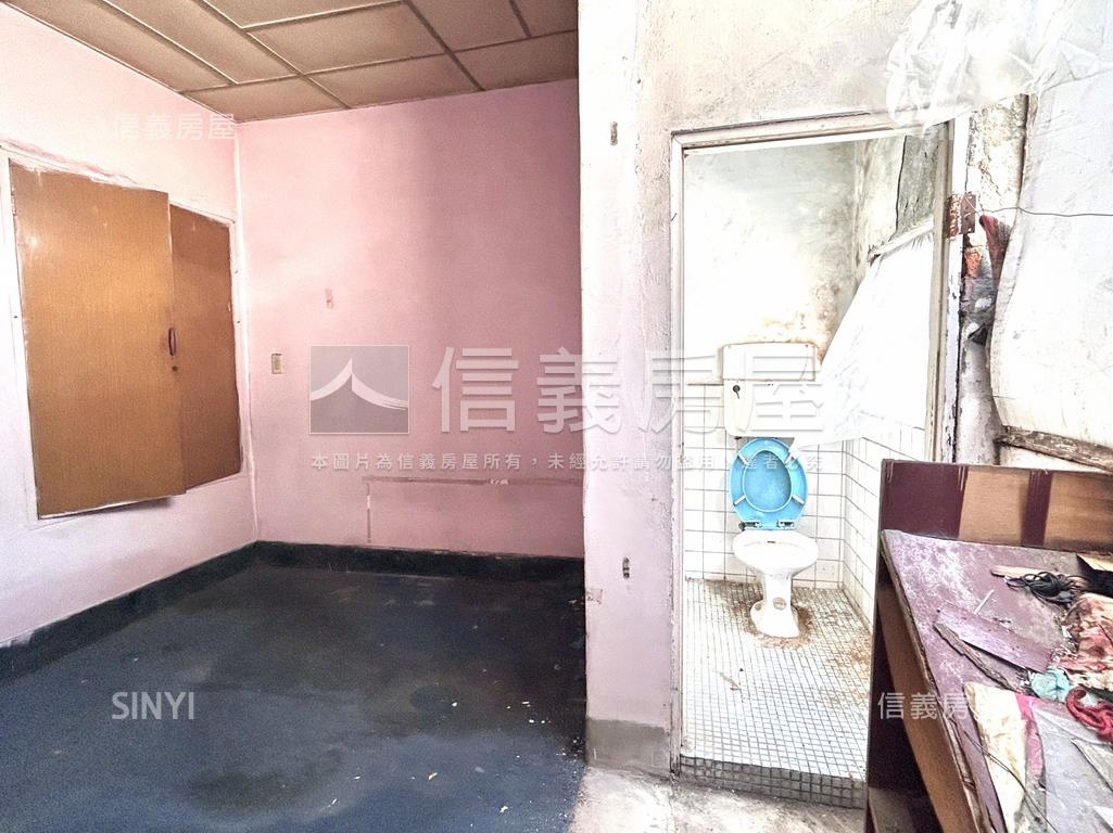 美村路一段便宜透天房屋室內格局與周邊環境
