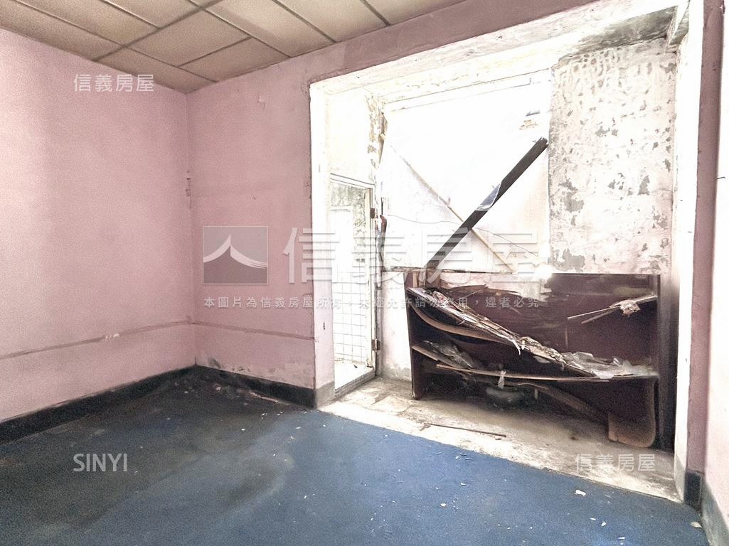 美村路一段便宜透天房屋室內格局與周邊環境