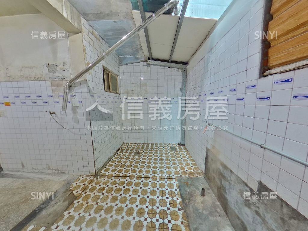 美村路一段便宜透天房屋室內格局與周邊環境