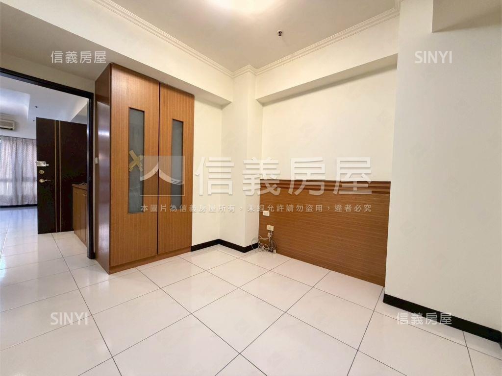 十八甲法國愛樂方正三房房屋室內格局與周邊環境