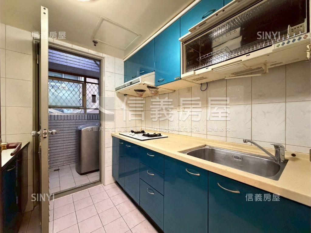 十八甲法國愛樂方正三房房屋室內格局與周邊環境