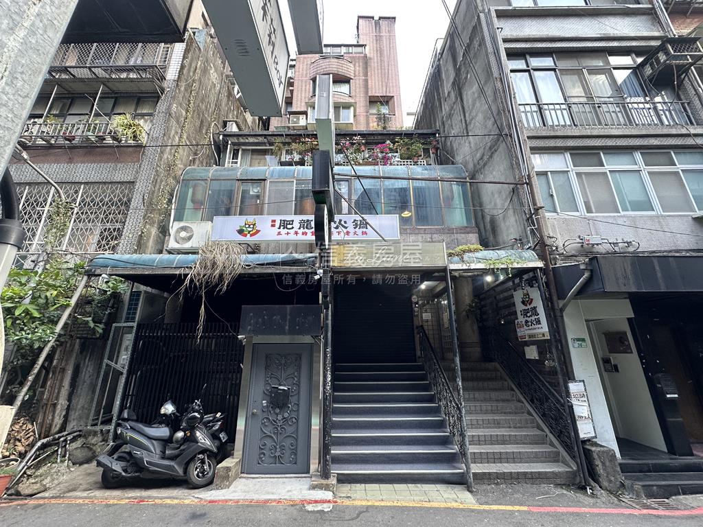 中山區商三土地二樓房屋室內格局與周邊環境