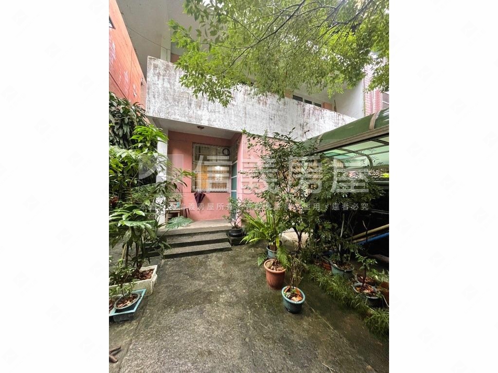 中央新村三街前段美透天房屋室內格局與周邊環境