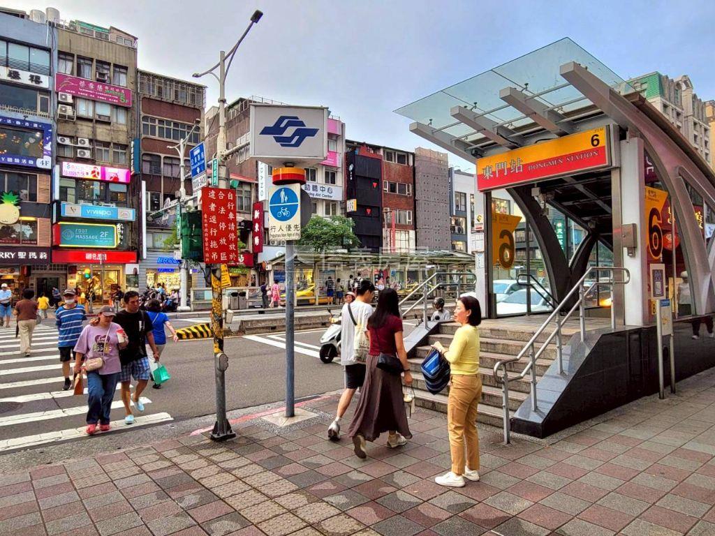 東門市場角窗核心金店房屋室內格局與周邊環境