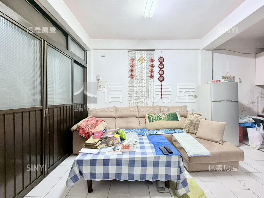 誠售！逢甲商圈低總價透天房屋室內格局與周邊環境