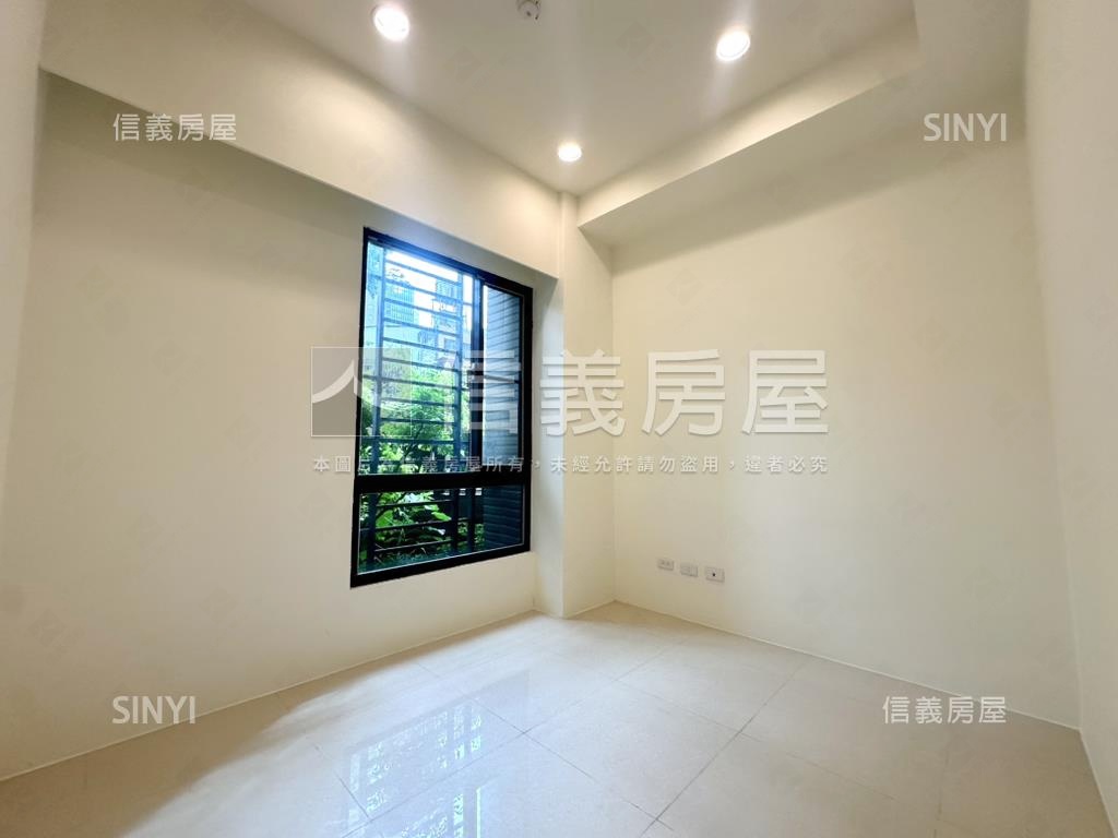 紐約ＣＢＤ三房平車房屋室內格局與周邊環境