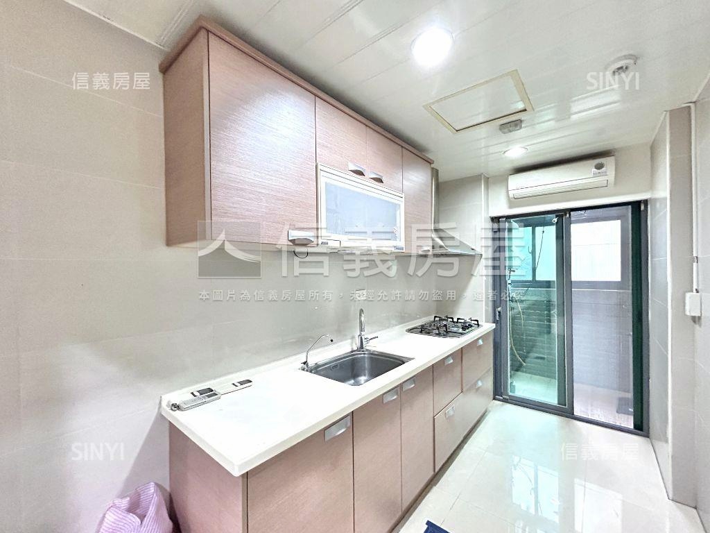 紐約ＣＢＤ三房平車房屋室內格局與周邊環境
