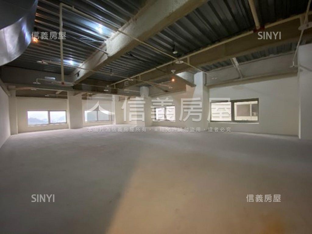 汐止ＵＴＯＷＮ千坪廠辦房屋室內格局與周邊環境