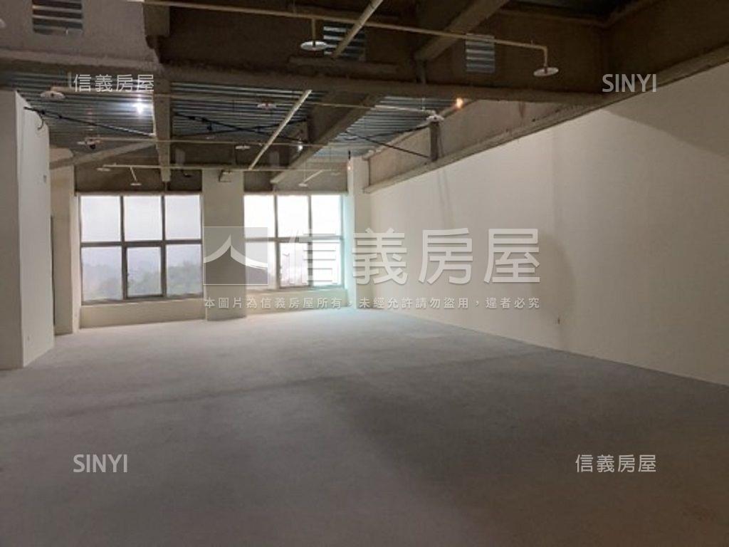 汐止ＵＴＯＷＮ千坪廠辦房屋室內格局與周邊環境