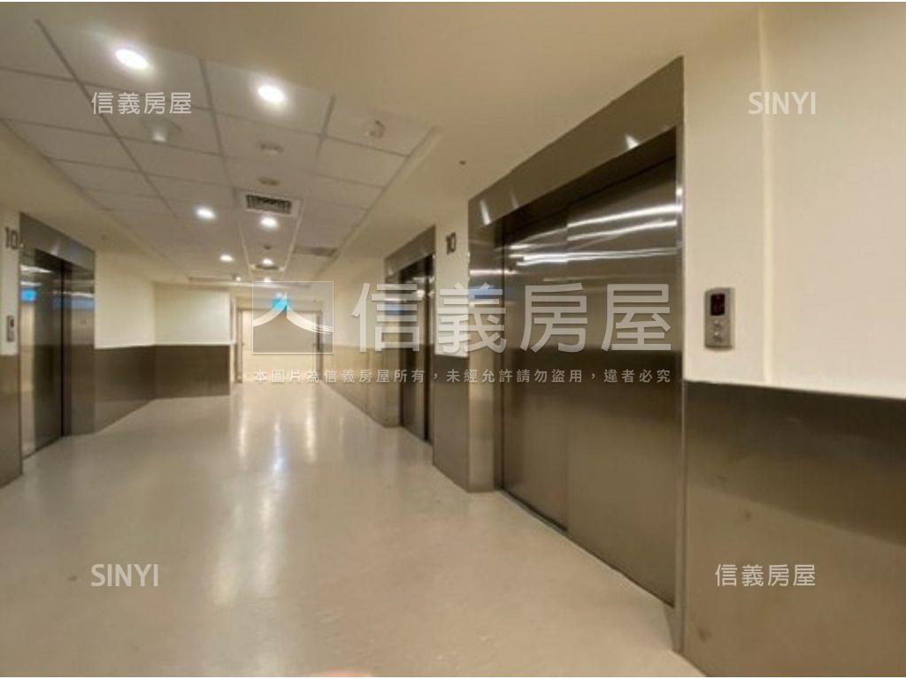 汐止ＵＴＯＷＮ千坪廠辦房屋室內格局與周邊環境