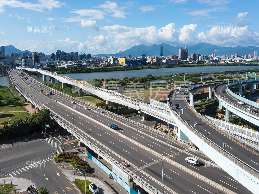 高樓層景觀二房房屋室內格局與周邊環境