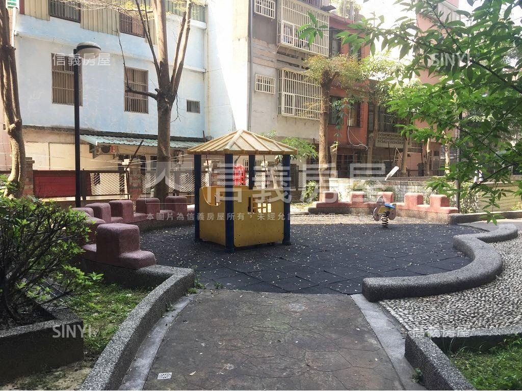 誠意出售自立國宅三房車位房屋室內格局與周邊環境