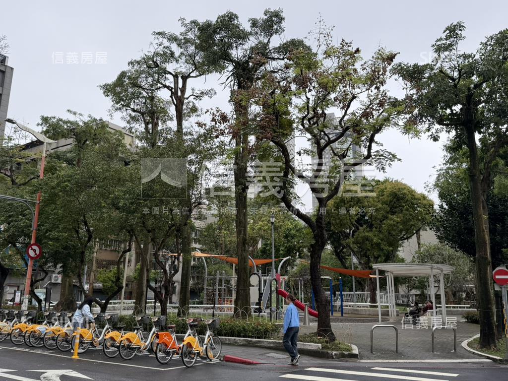 大安捷運景觀獨棟花園頂加房屋室內格局與周邊環境