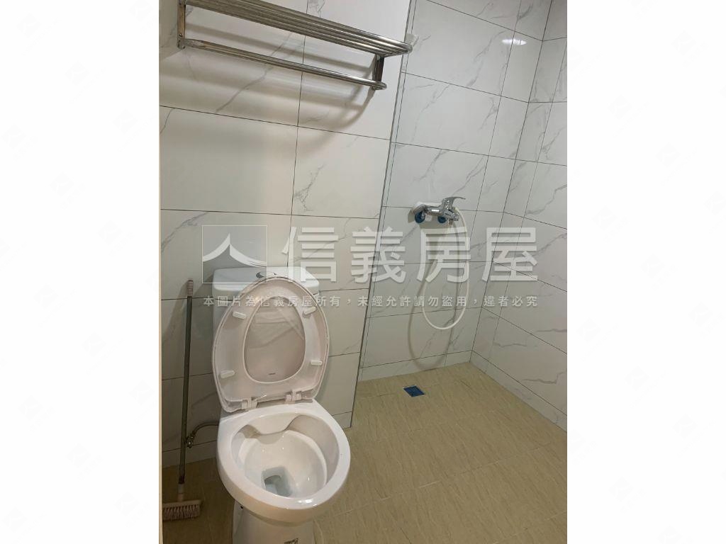 近興大◆高樓視野裝潢美套房屋室內格局與周邊環境