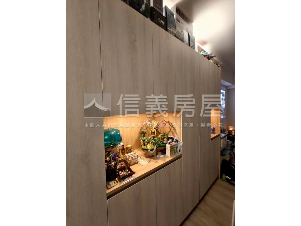 富宇哈佛苑中庭邊間美三房房屋室內格局與周邊環境