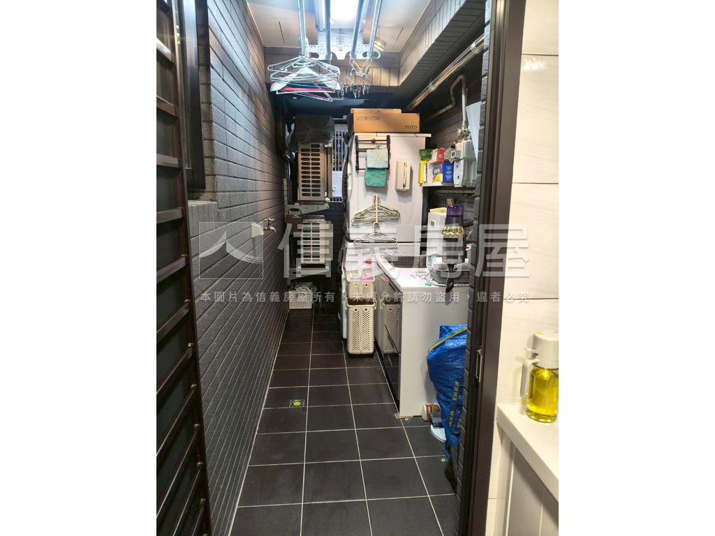 富宇哈佛苑中庭邊間美三房房屋室內格局與周邊環境