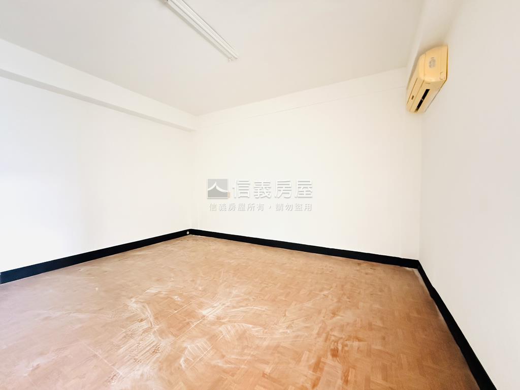 正忠明路商用美透店房屋室內格局與周邊環境