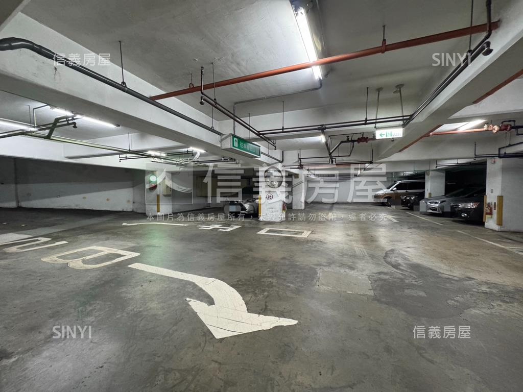 雙坡平車位可單買房屋室內格局與周邊環境