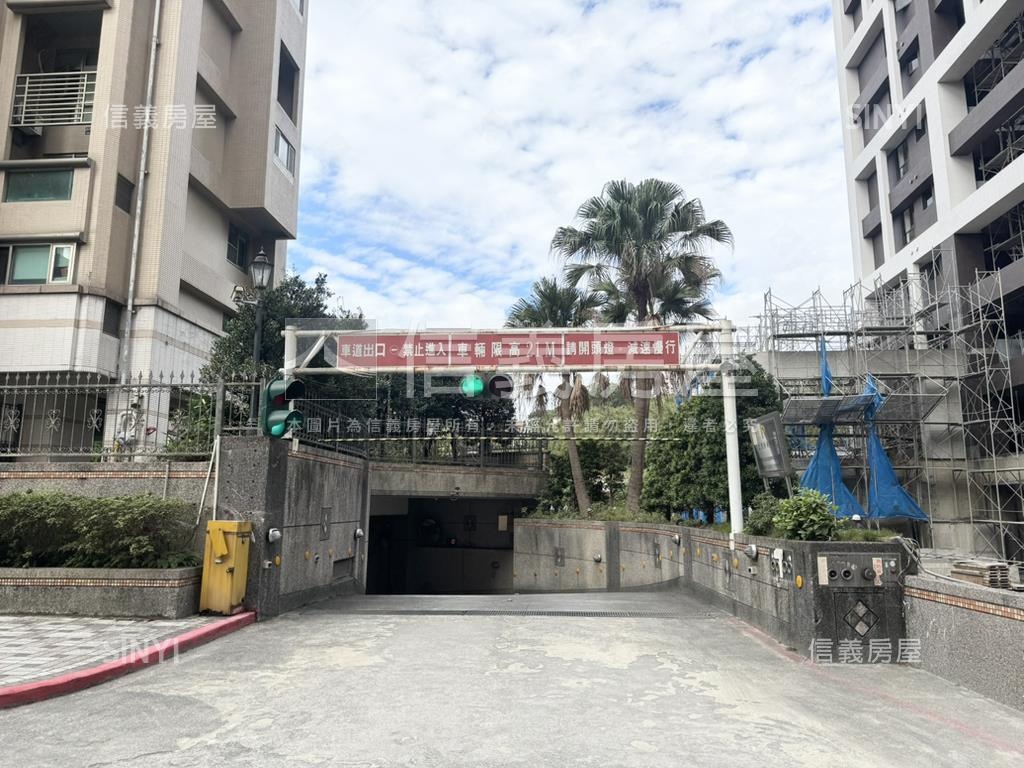 雙坡平車位可單買房屋室內格局與周邊環境