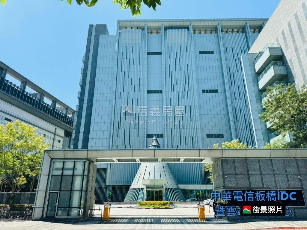 面學校、邊間、公寓三樓房屋室內格局與周邊環境