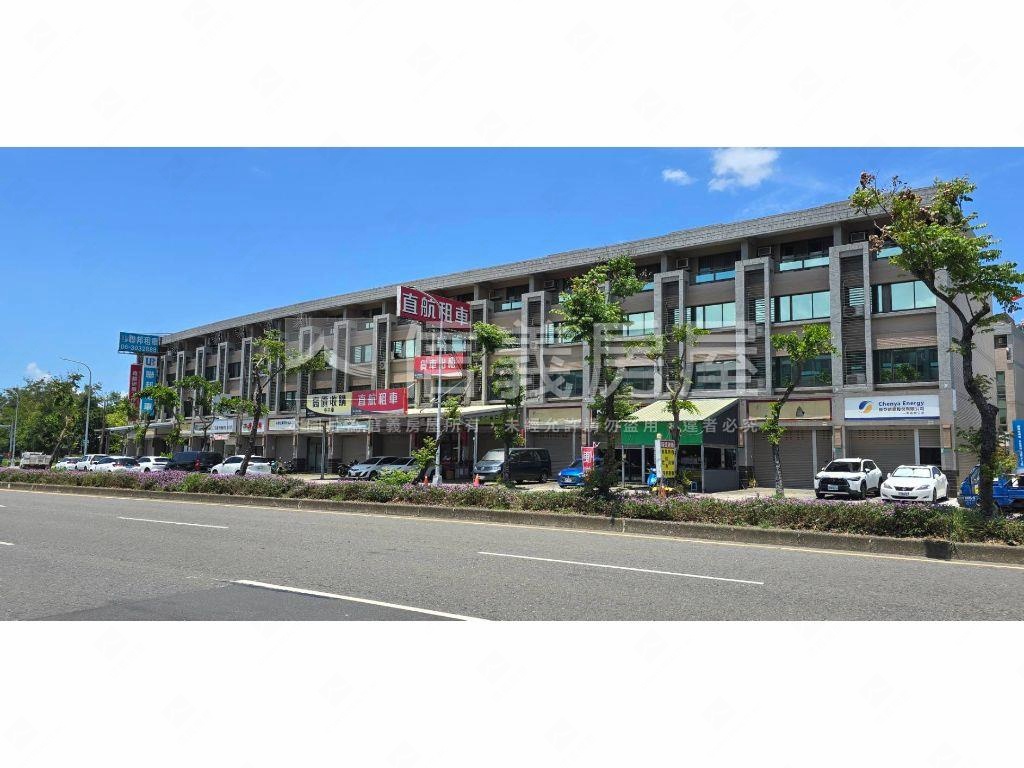 台南高鐵首富集市鑽店住２房屋室內格局與周邊環境