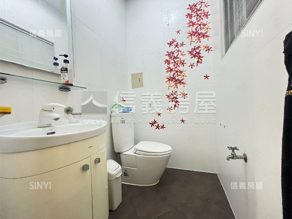 近信義國中小氣派別墅超讚房屋室內格局與周邊環境