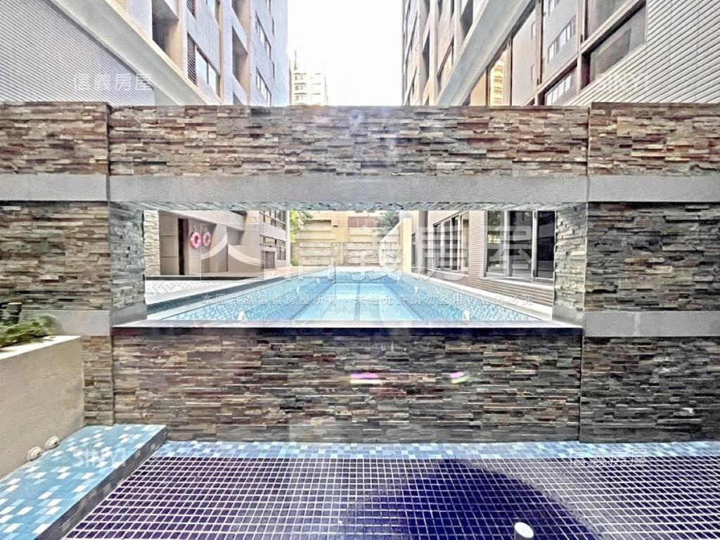 悠活郡兩房平車樹梢戶房屋室內格局與周邊環境