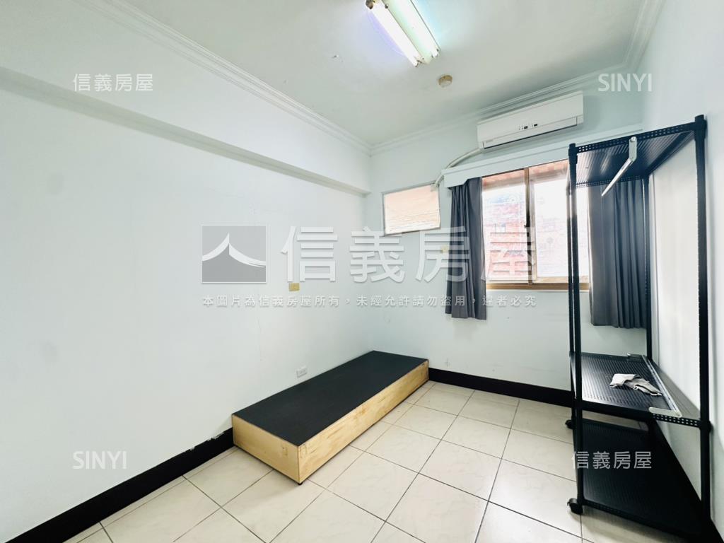 ｜近體育園區｜美三房車位房屋室內格局與周邊環境