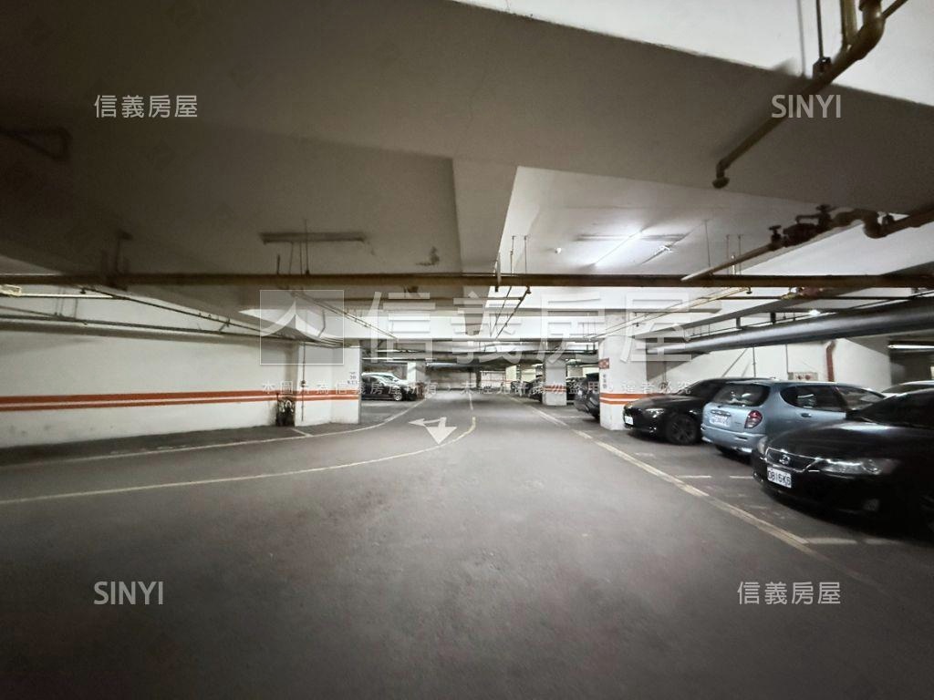 近南紡高樓景觀三房平車房屋室內格局與周邊環境