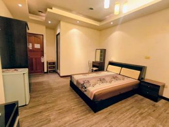 崑科大渡假風收租店宿