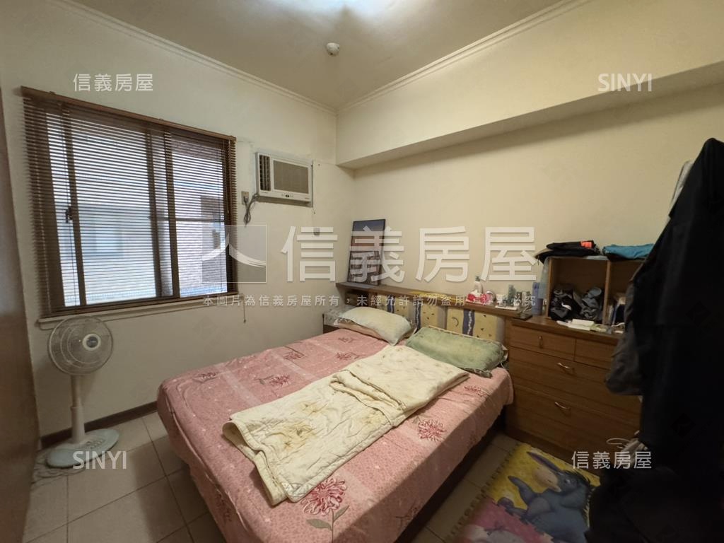 綠大地再接一間五房三平車房屋室內格局與周邊環境