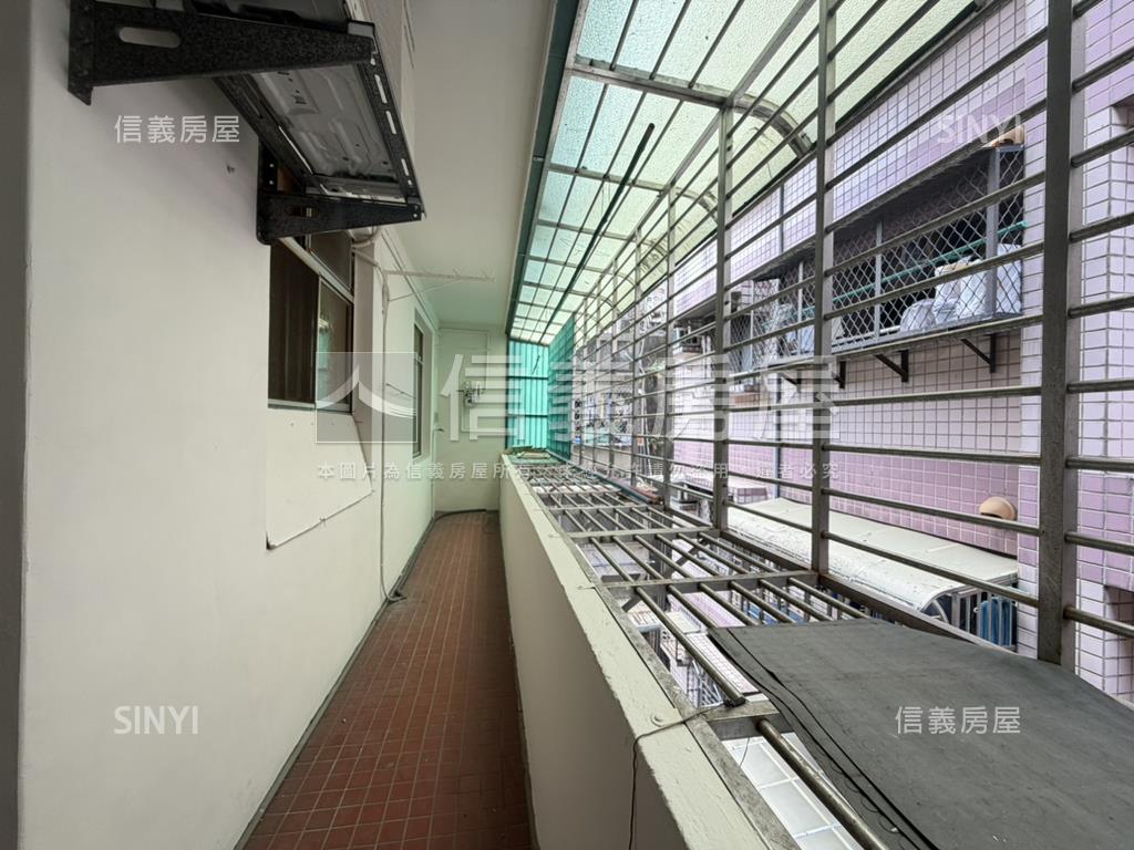 近捷運前後陽台明亮美美屋房屋室內格局與周邊環境