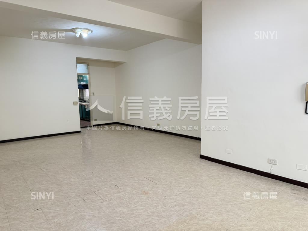 近捷運前後陽台明亮美美屋房屋室內格局與周邊環境